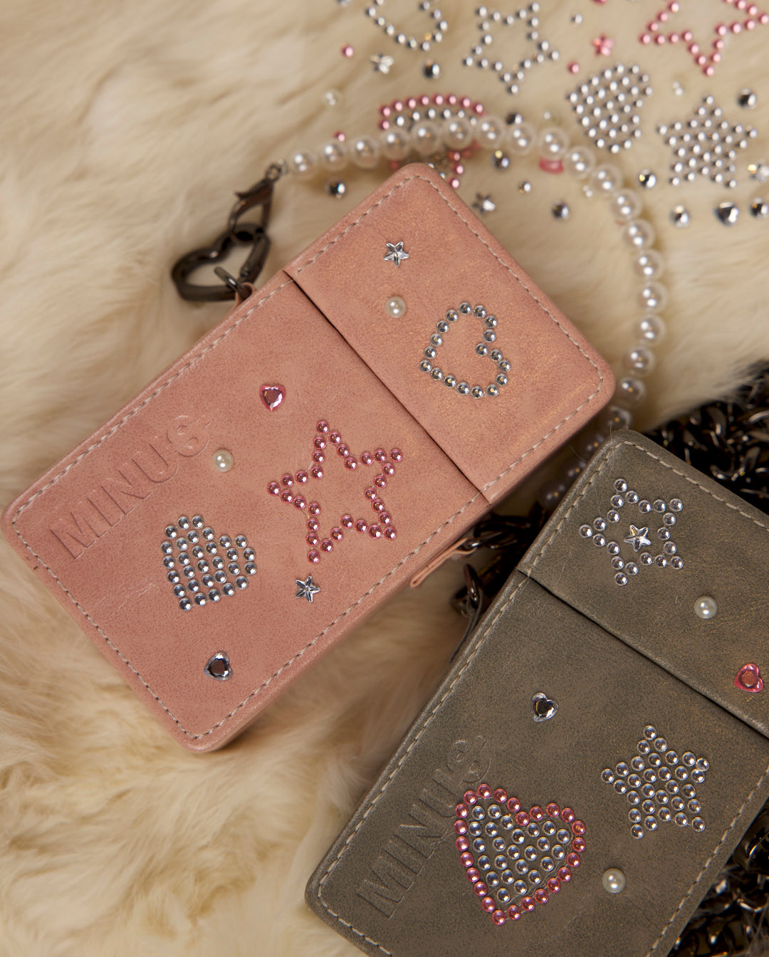 Exclusive Winter Case & Plush Bag Set | With BOBOGO Charm